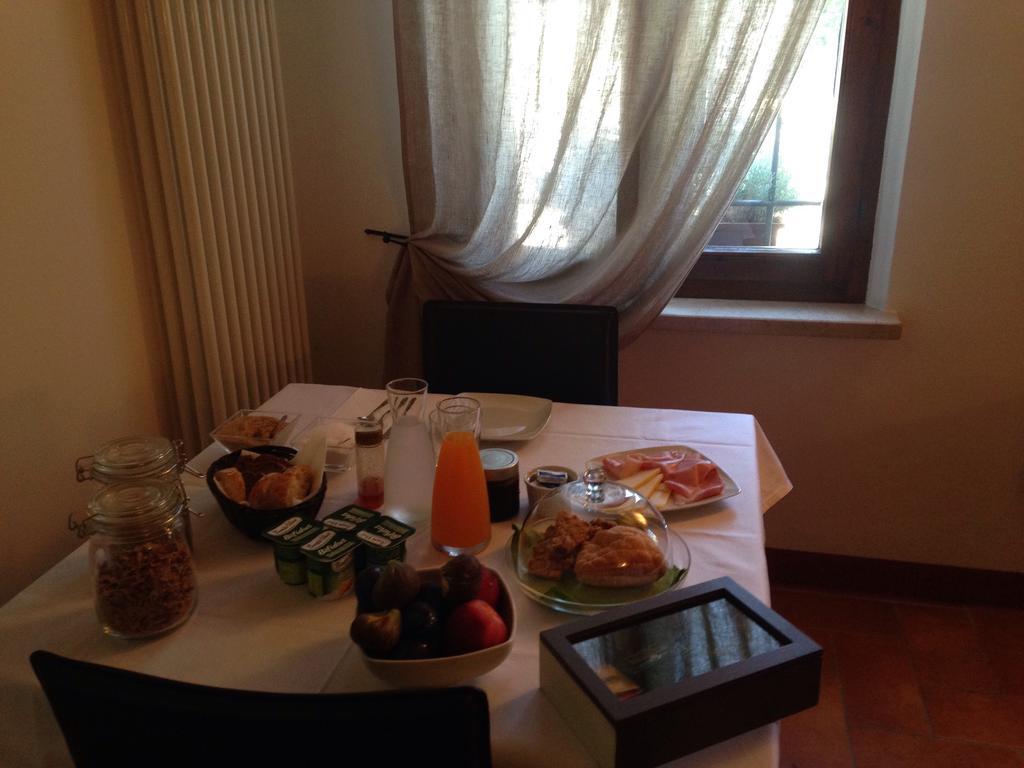 Agriturismo Viridarium Castellucchio Екстериор снимка